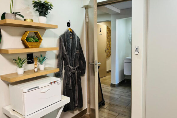 The Urban Spa Dressing Gown The Urban Spa Dressing Gown
